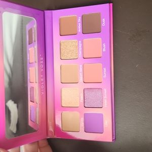 Violet Voss eyeshadow